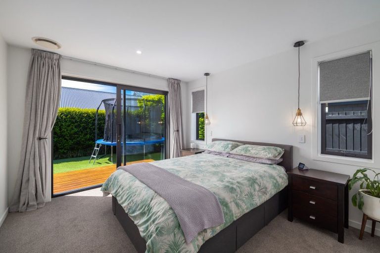 Photo of property in 10 Polish Settlers Place, Marshland, Christchurch, 8083