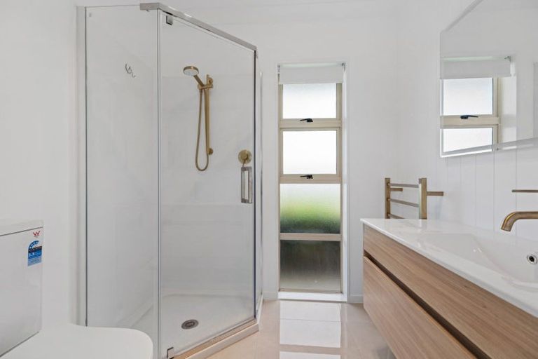 Photo of property in 3 Hinton Place, Pyes Pa, Tauranga, 3112