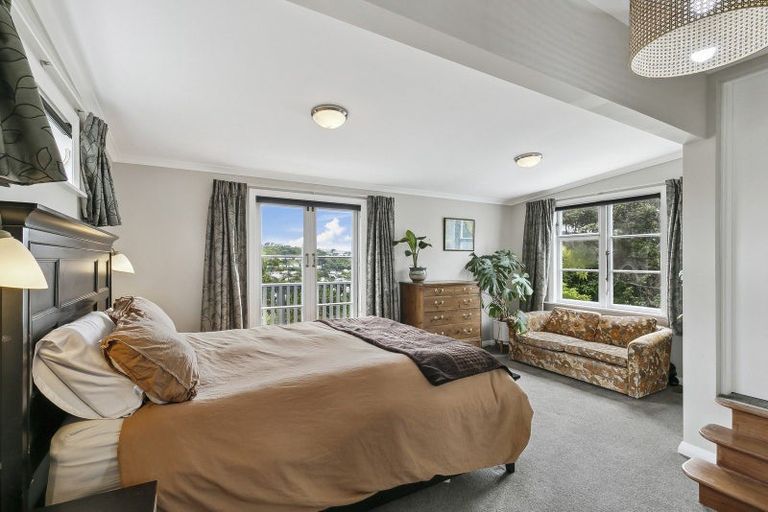 Photo of property in 52 Totara Road, Miramar, Wellington, 6022
