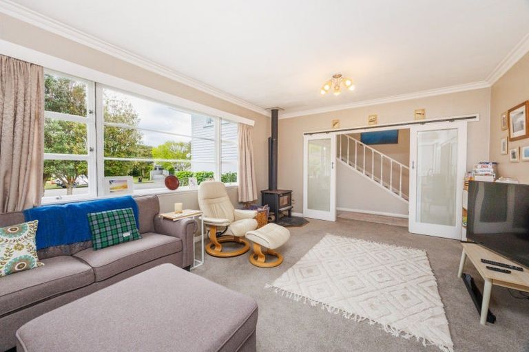 Photo of property in 9 Parata Street, Hokowhitu, Palmerston North, 4410
