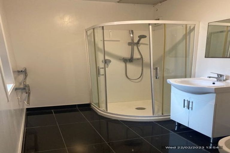 Photo of property in 2/2 Emerson Street, Petone, Lower Hutt, 5012