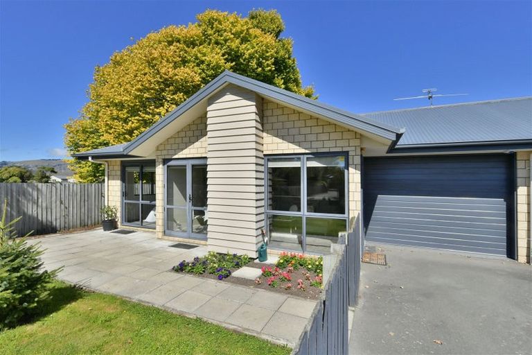 Photo of property in 9b Ferndown Lane, Bromley, Christchurch, 8062