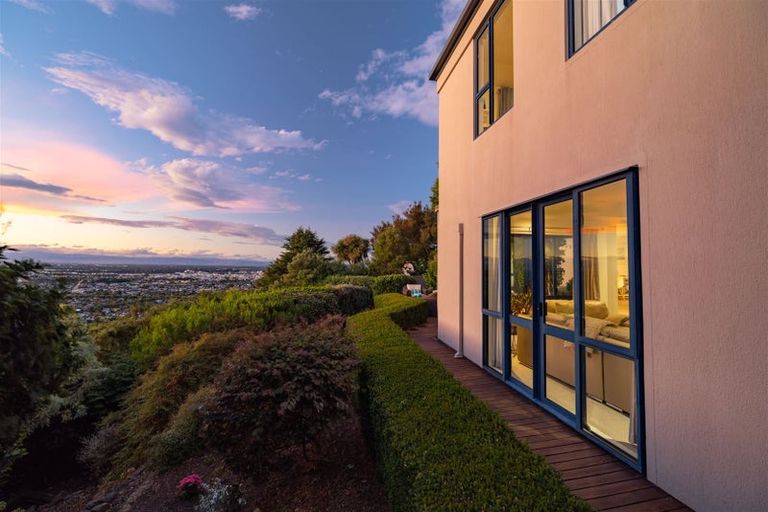 Photo of property in 80b Huntsbury Avenue, Huntsbury, Christchurch, 8022