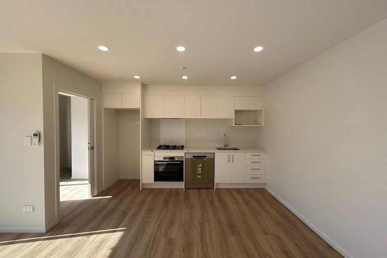Photo of property in 6d Grays Road, Plimmerton, Porirua, 5026