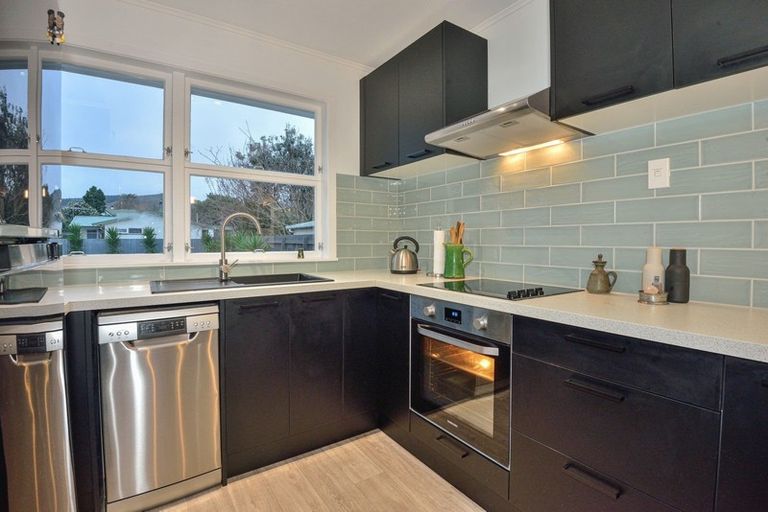 Photo of property in 10 Owen Road, Inner Kaiti, Gisborne, 4010