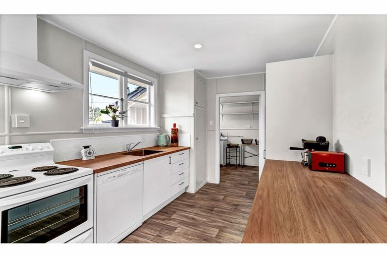 Photo of property in 57 Jollie Street, Linwood, Christchurch, 8062