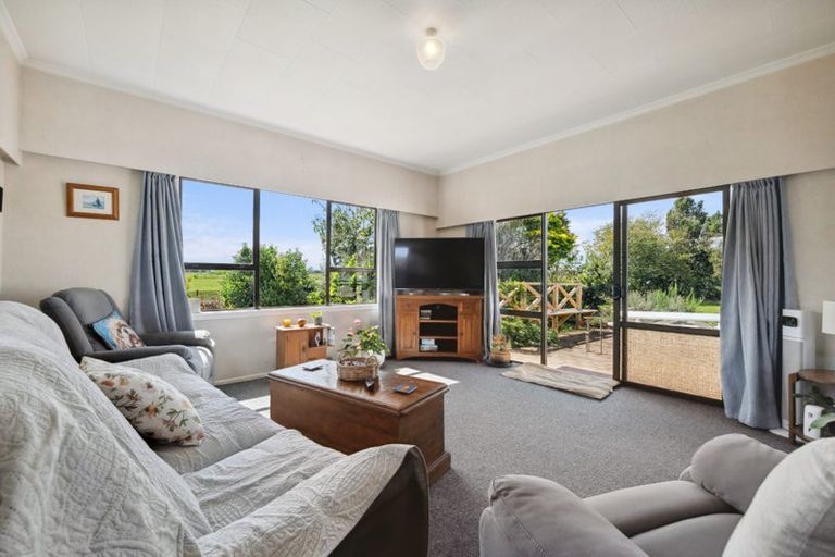 Photo of property in 525 Auroa Road, Auroa, Hawera, 4678
