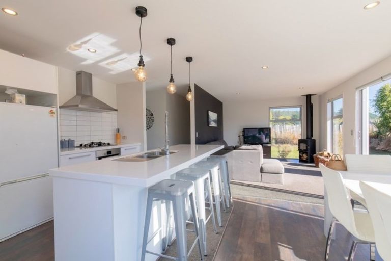 Photo of property in 7 Alice Burn Drive, Luggate, Cromwell, 9383