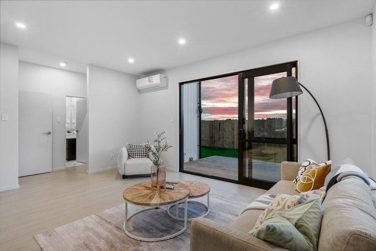 Photo of property in 196 Henwood Road, Westgate, 0814