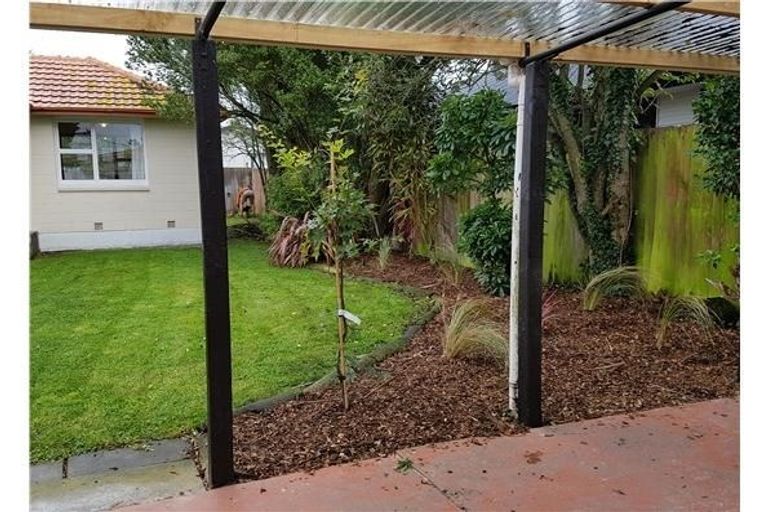 Photo of property in 15 Suffolk Street, Phillipstown, Christchurch, 8011