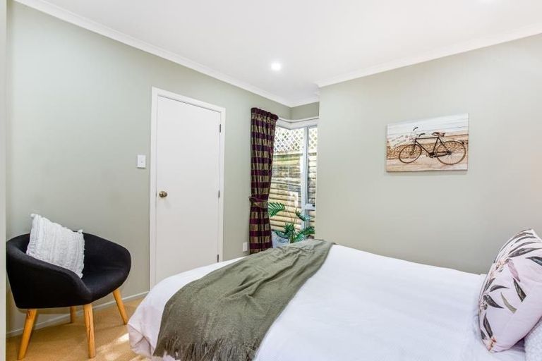 Photo of property in 60 Mercury Way, Whitby, Porirua, 5024