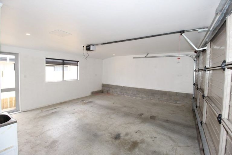 Photo of property in 811b Whangaparaoa Road, Manly, Whangaparaoa, 0930