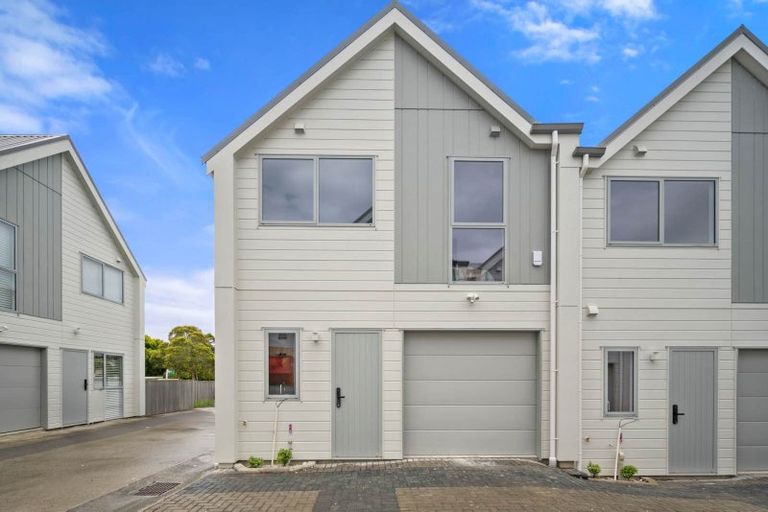 Photo of property in 10c Clensmore Place, Torbay, Auckland, 0630