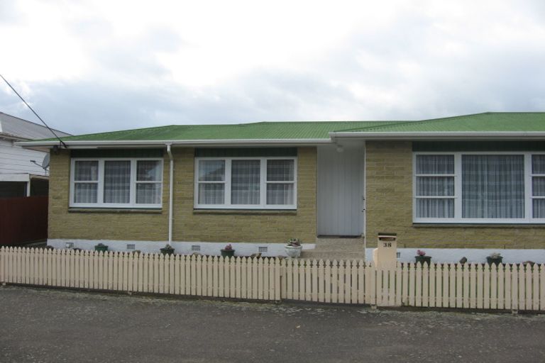 Photo of property in 38 Cambridge Street, Levin, 5510