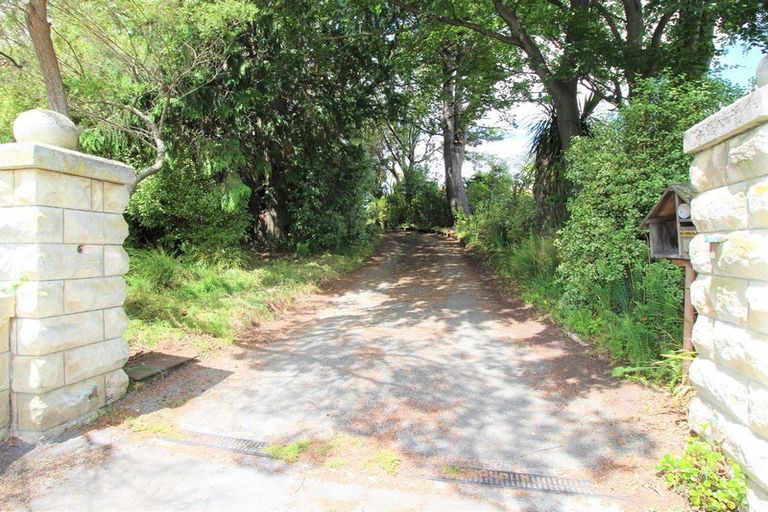 Photo of property in 15 Awamoa Road, South Hill, Oamaru, 9400