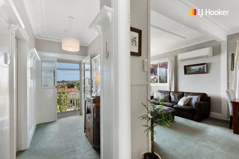 Photo of property in 112 Oakwood Avenue, Balaclava, Dunedin, 9011