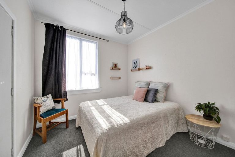 Photo of property in 34 David Street, Westown, New Plymouth, 4310