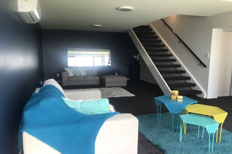 Photo of property in 11b Inverness Lane, Redcliffs, Christchurch, 8081