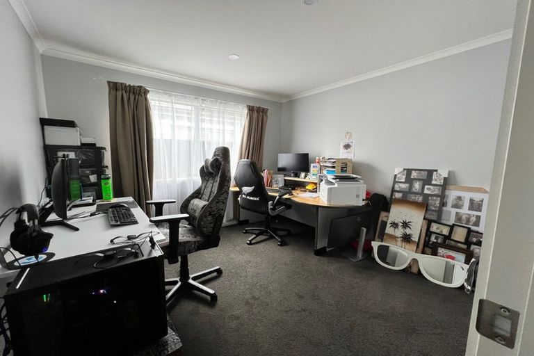 Photo of property in 3 Taiko Place, Kenepuru, Porirua, 5022