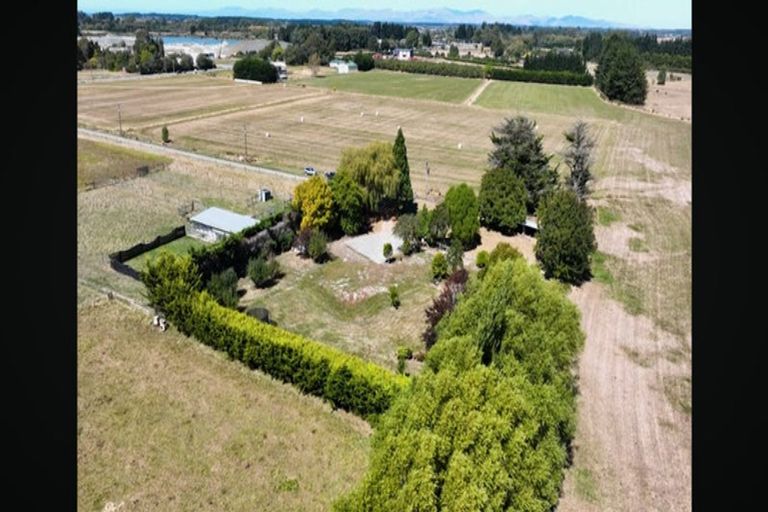 Photo of property in 835 Main Road North, Woodend, Kaiapoi, 7691