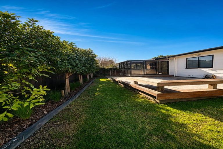 Photo of property in 1/4 Paul Place, Pakuranga, Auckland, 2010