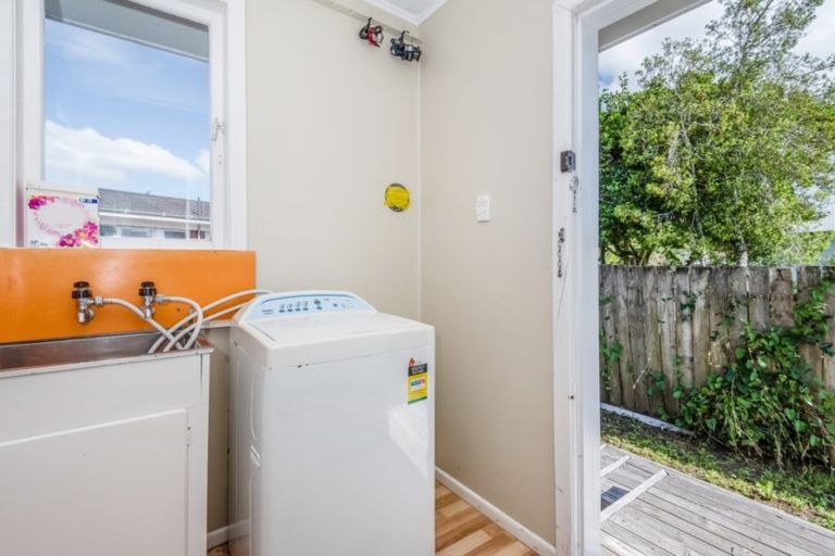 Photo of property in 39a Harrington Road, Henderson, Auckland, 0610