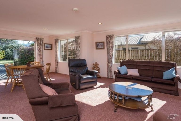 Photo of property in 77 Iwa Street, Mapua, 7005