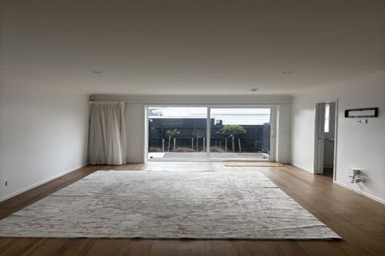 Photo of property in 56a Oxford Terrace, Epuni, Lower Hutt, 5011