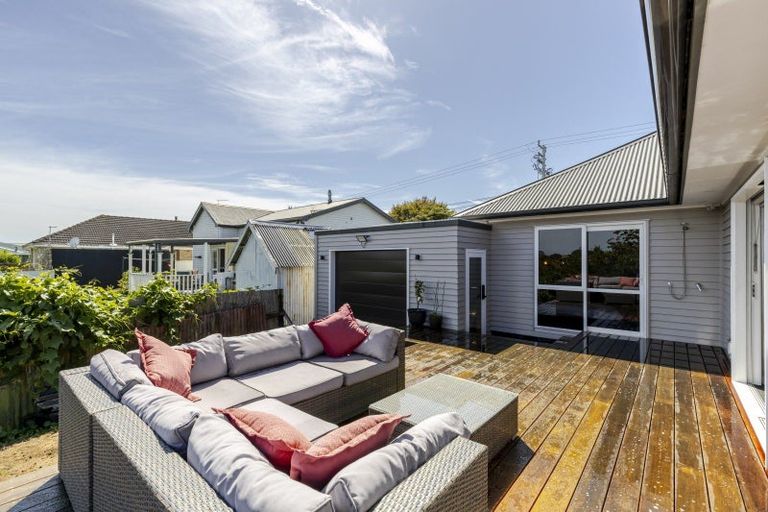 Photo of property in 134 Tukapa Street, Westown, New Plymouth, 4310