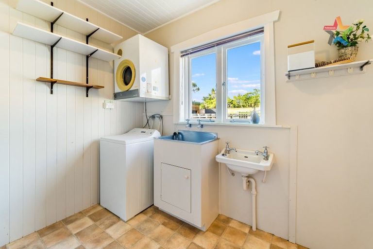 Photo of property in 4 Bracken Street, Petone, Lower Hutt, 5012