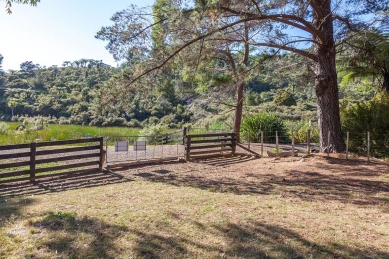 Photo of property in 50f Paul Road, Whenuakite, Whitianga, 3591