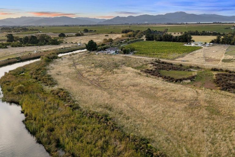 Photo of property in 686 Dillons Point Road, Dillons Point, Blenheim, 7273