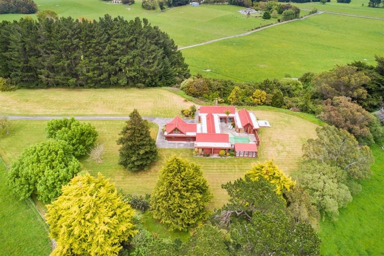 Photo of property in 588 Stoney Creek Road, Kelvin Grove, Palmerston North, 4470