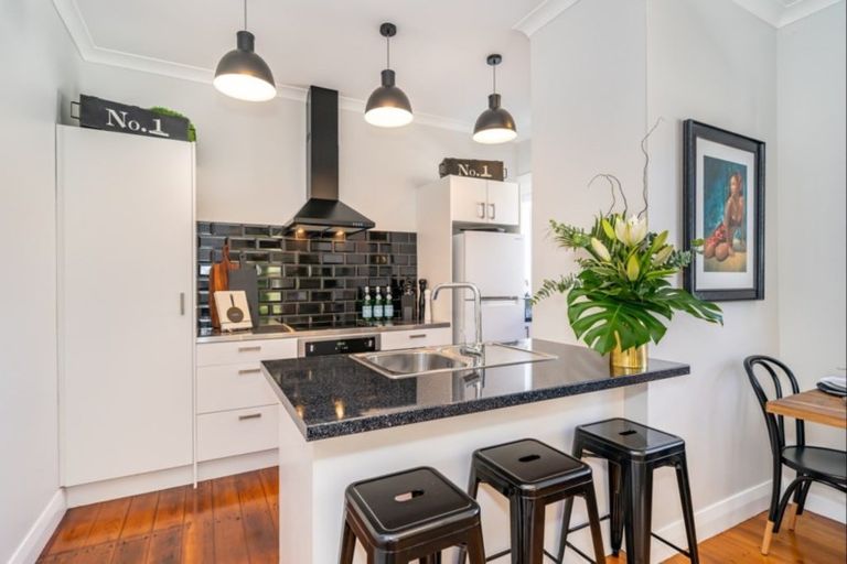 Photo of property in 17 Beaumont Avenue, Alicetown, Lower Hutt, 5010