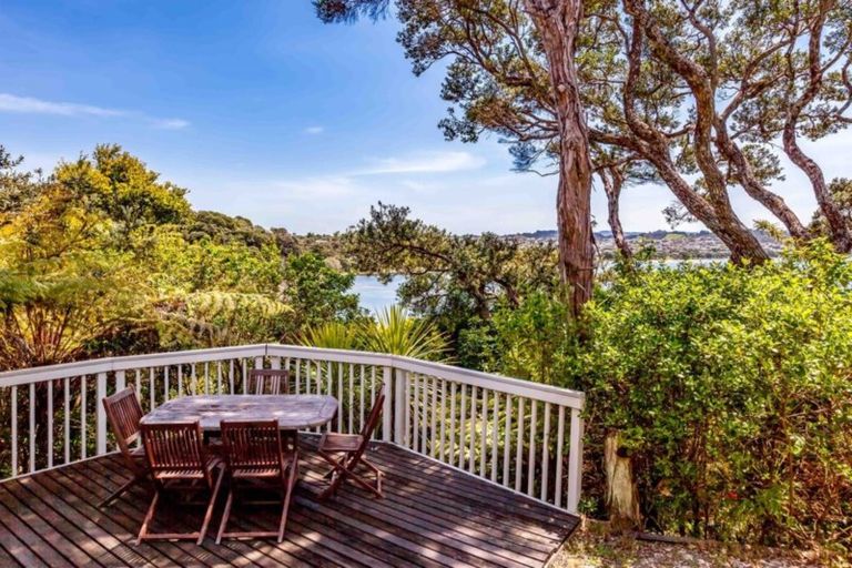 Photo of property in 60 Fidelis Avenue, Snells Beach, 0920