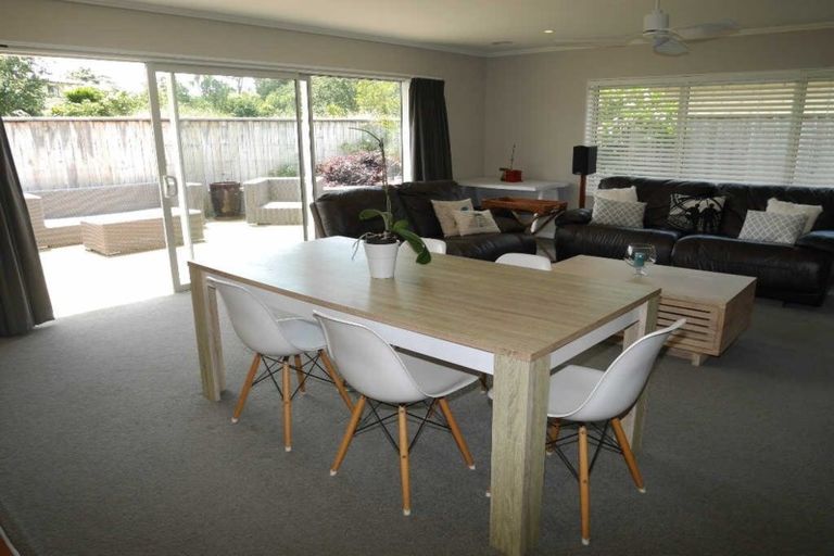 Photo of property in 36 San Priamo Place, Paraparaumu Beach, Paraparaumu, 5032