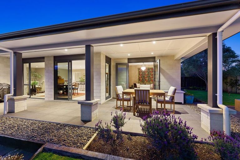 Photo of property in 36 Titoki Road, Waikanae Beach, Waikanae, 5036