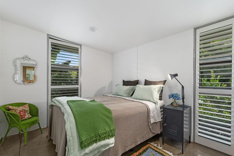 Photo of property in 5 Harbour View Road, Point Wells, Warkworth, 0986