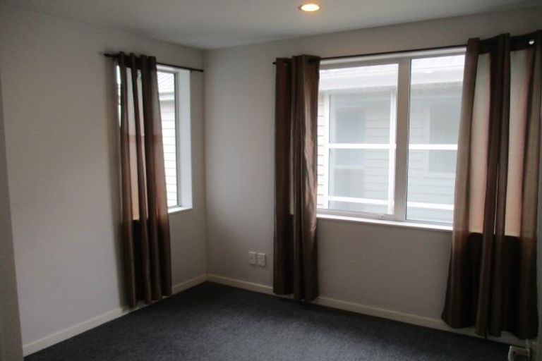 Photo of property in 13 Popokatea Drive, Takanini, 2112