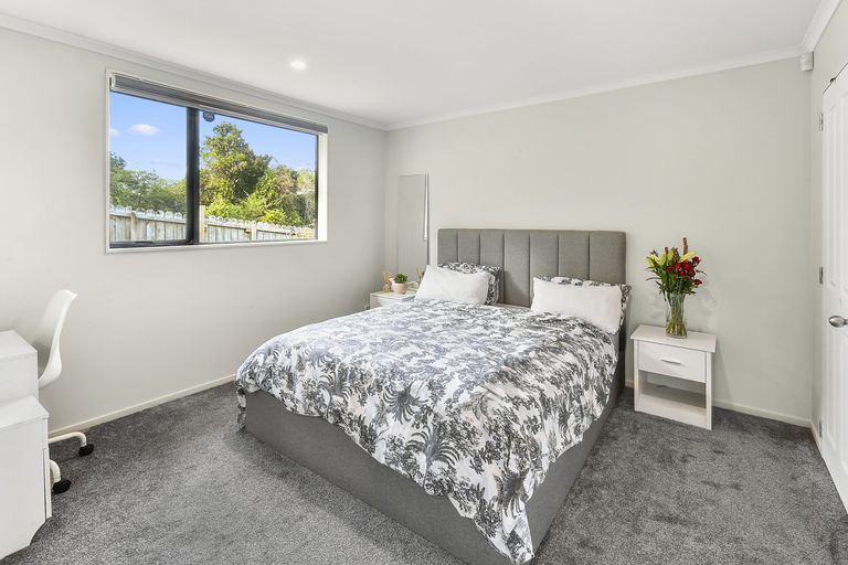 Photo of property in 17a Keri Vista Rise, Papakura, 2110