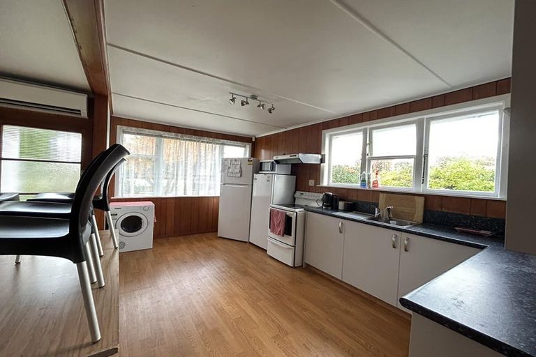 Photo of property in 132 Mcleod Street, Elderslea, Upper Hutt, 5018