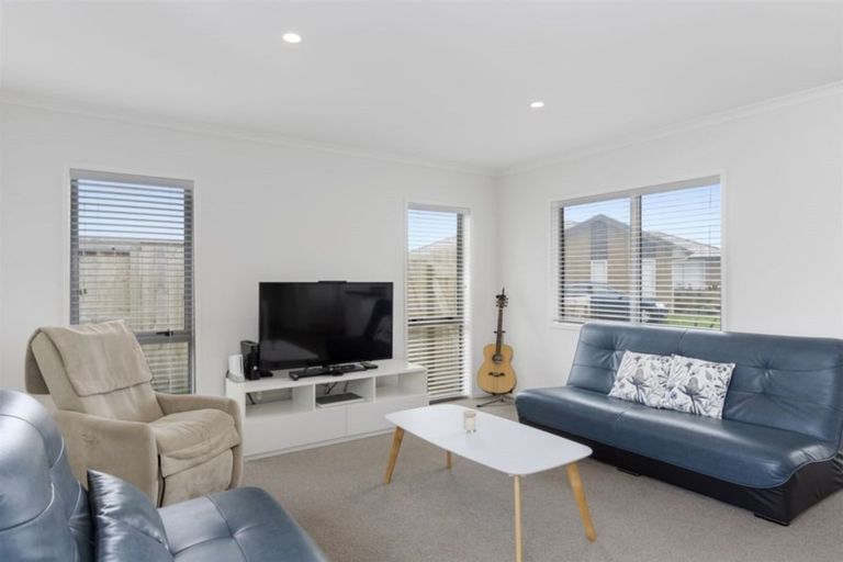 Photo of property in 23 Oka Street, Papamoa Beach, Papamoa, 3118