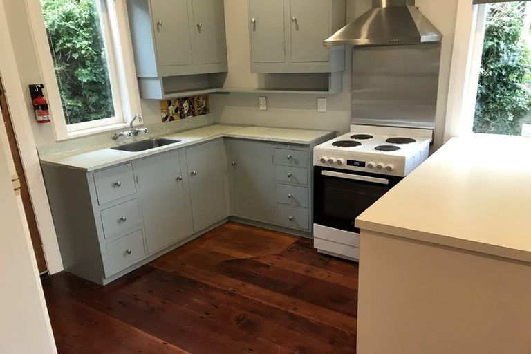 Photo of property in 49 Clyde Street, Island Bay, Wellington, 6023