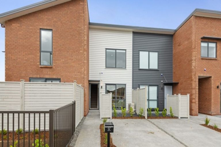 Photo of property in 5c Orford Lane, Takanini, 2112