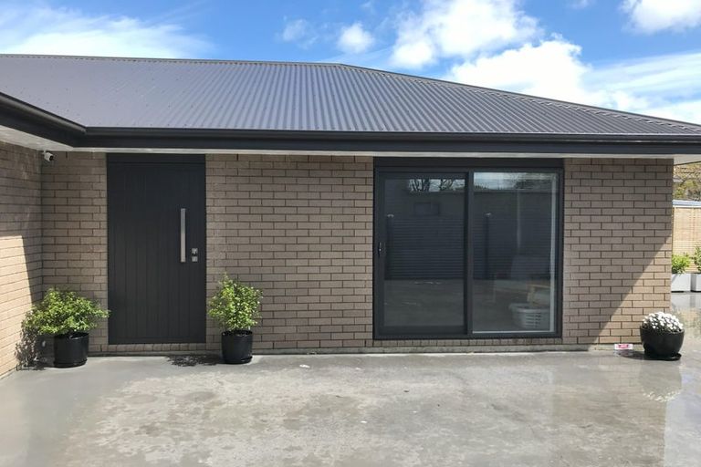 Photo of property in 12a Haydon Street, Roslyn, Palmerston North, 4414