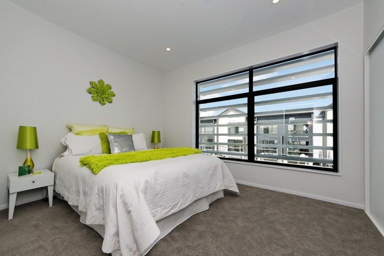 Photo of property in 1 Glenae Lane, Hobsonville, Auckland, 0618