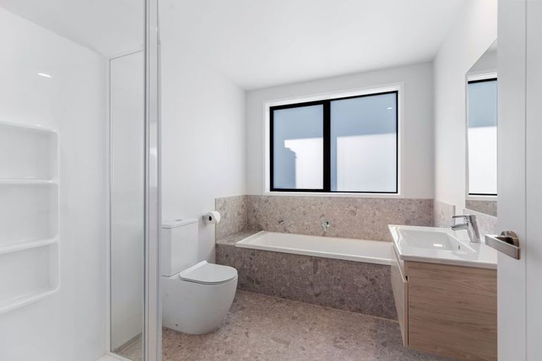 Photo of property in 42 Hinaki Street, Poike, Tauranga, 3112