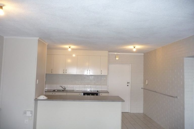 Photo of property in Eden Heights Apartments, 1c/94 Dominion Road, Mount Eden, Auckland, 1024