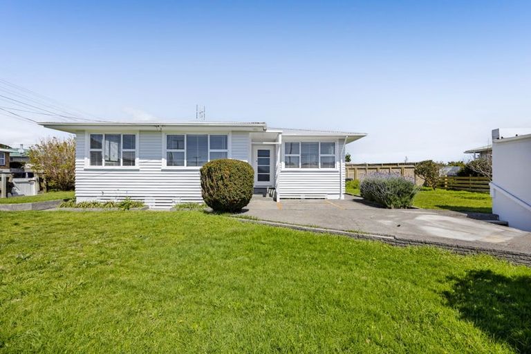 Photo of property in 7 Rosendale Avenue, Spotswood, New Plymouth, 4310