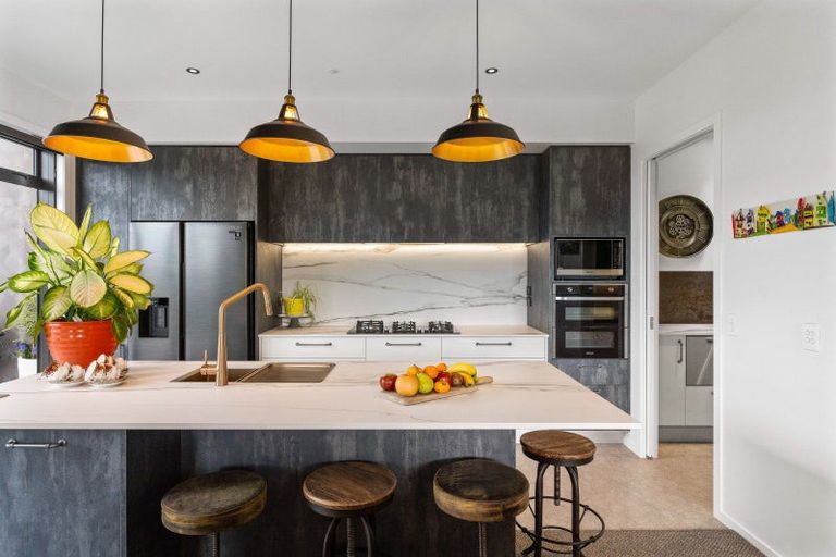 Photo of property in 1 Rewarewa Rise, Whangamata, 3691